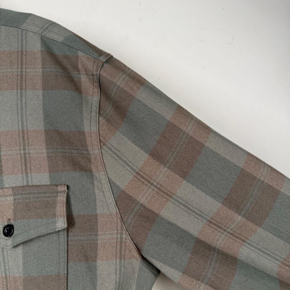 MTN OPS Mens Pinyon Tri Blend Premium Flannel Shirt Sz L Sage Plaid Long Sleeve - Picture 8 of 16